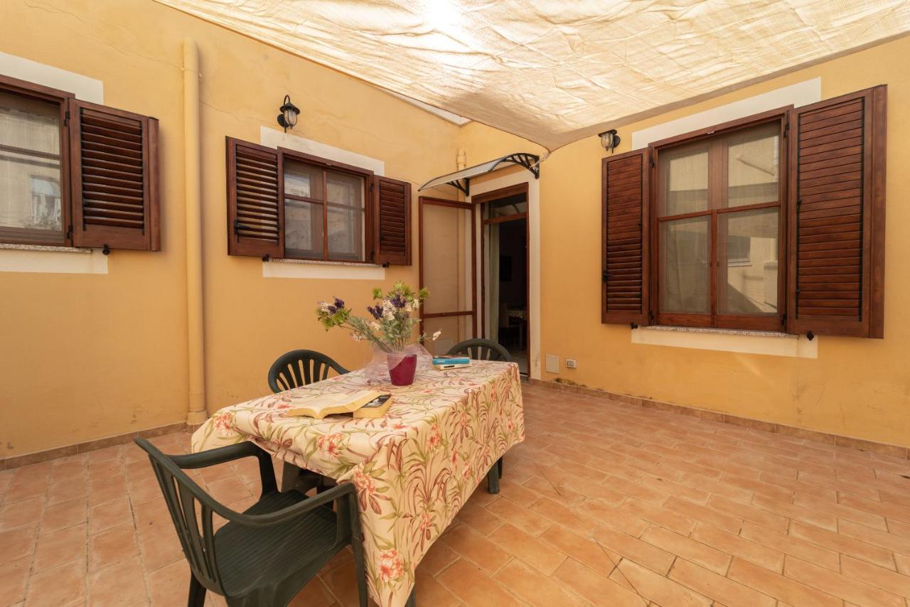 Miros Apartment Алгеро Екстериор снимка