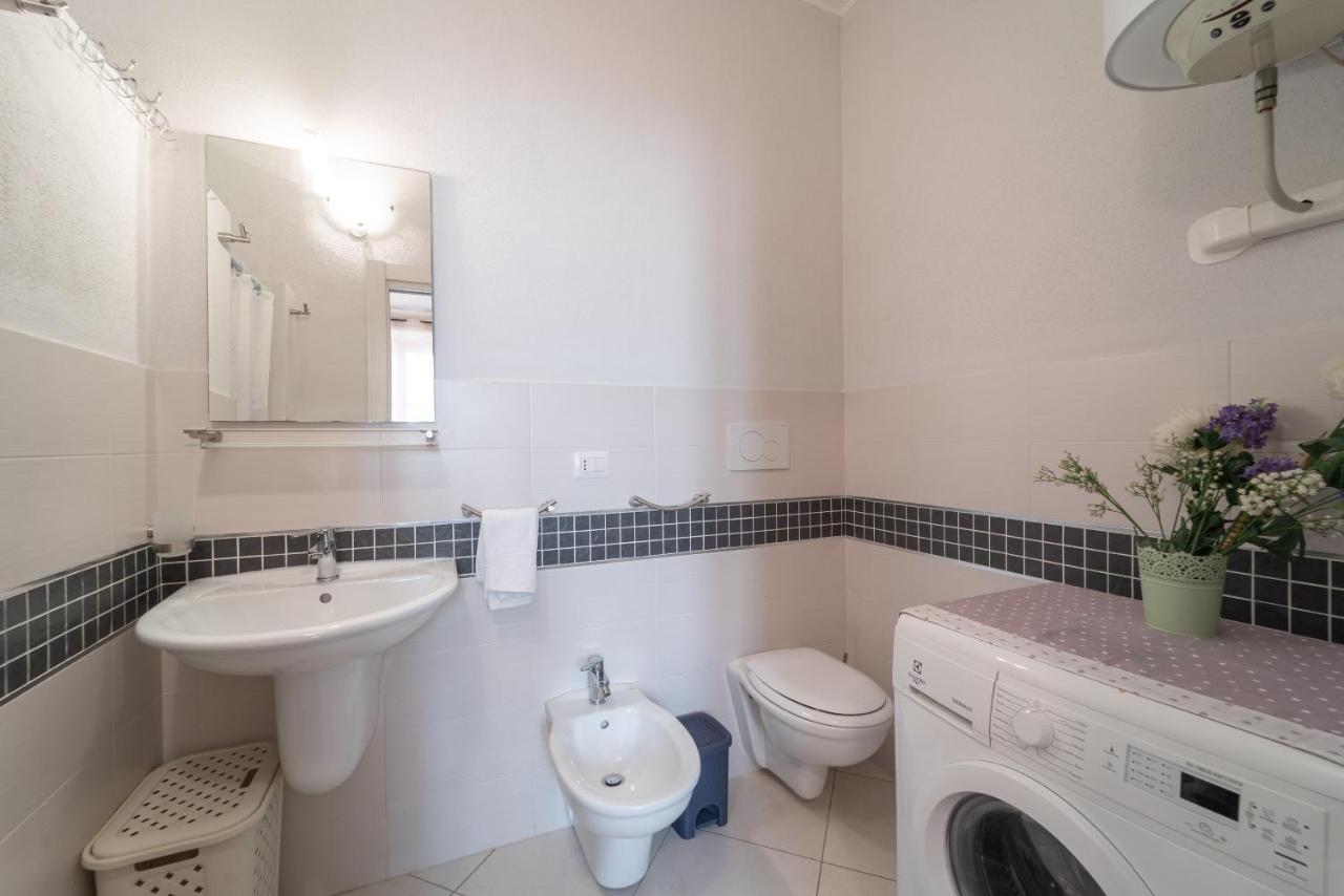 Miros Apartment Алгеро Екстериор снимка