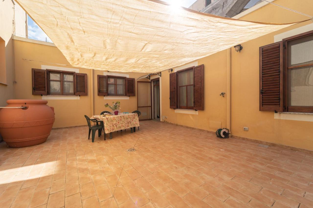 Miros Apartment Алгеро Екстериор снимка